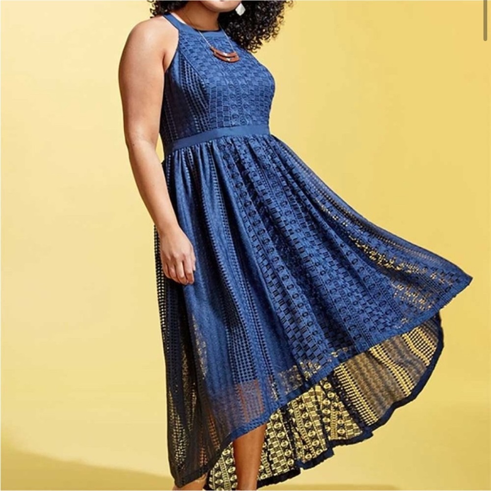 ModCloth Women’s Dress Harmonious Ceremony Navy Blue Lace Hi-Low‎ Midi Size M